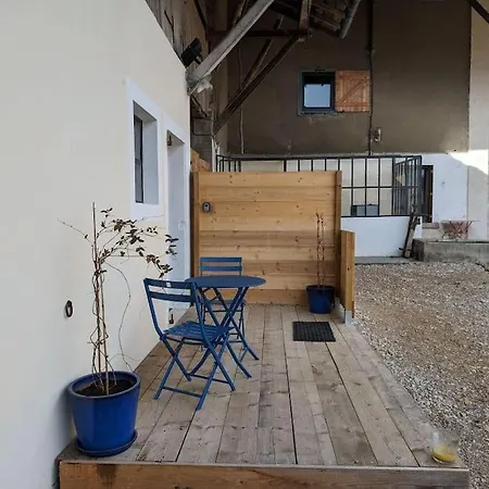 Logement - Studio Independant A Perouges Exterior photo