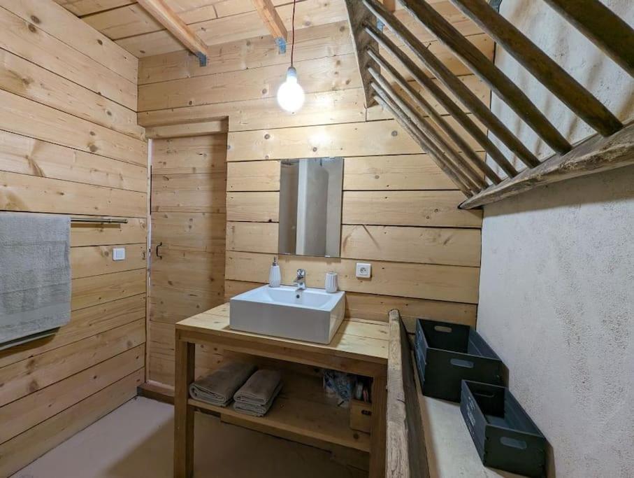 Apartment - Independant A *
